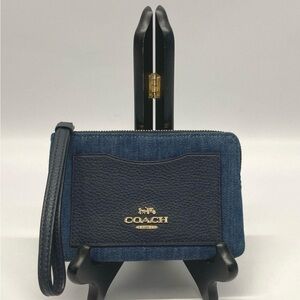 COACH Corner Zip Wristlet DENIM /Light Gold refined pebble Leather details NWOT